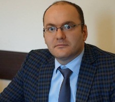 Постановлением Парламента на должность Председателя Национального банка РА назначен Беслан Барателия